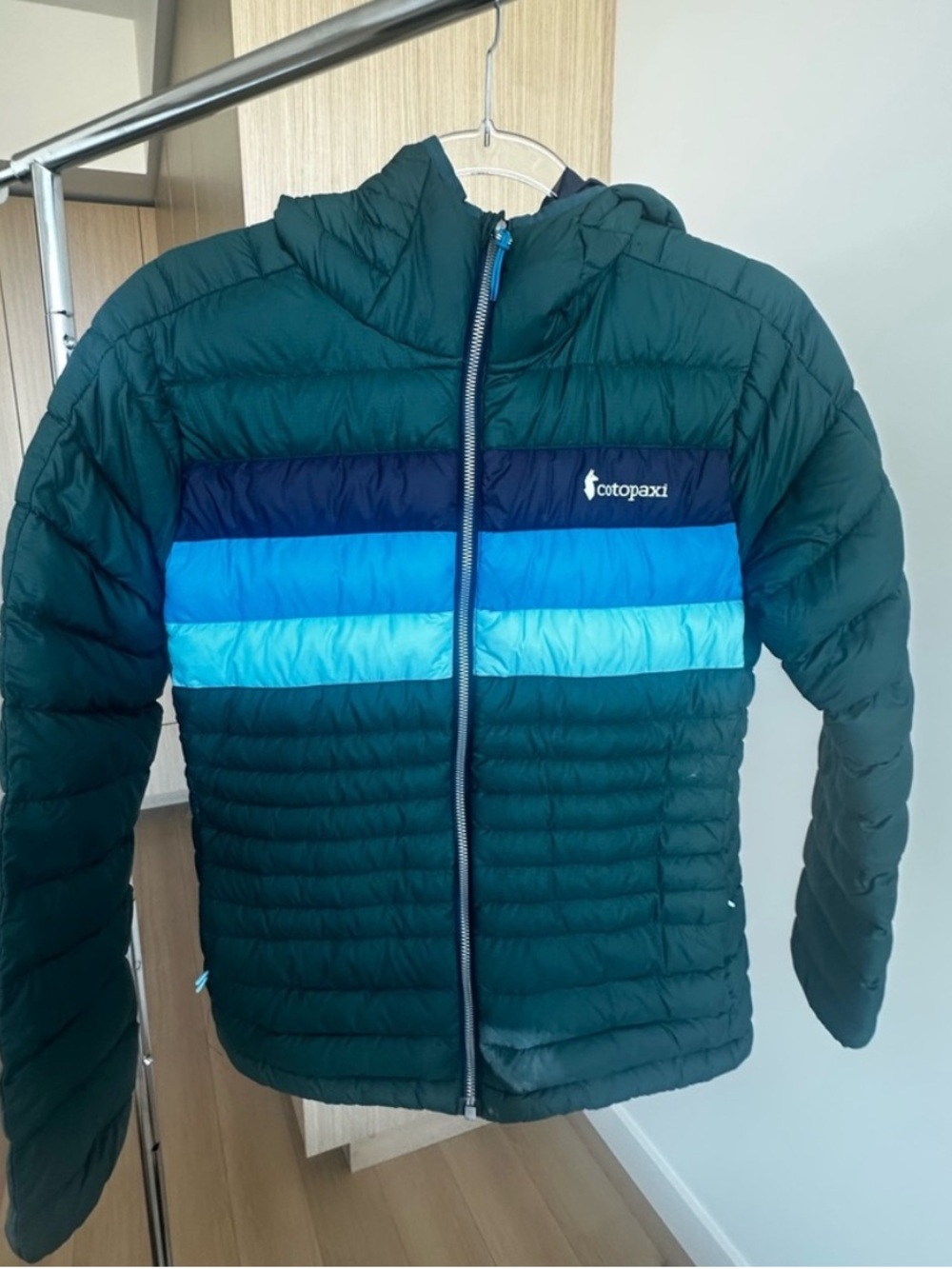 Women’s Cotopaxi Fuego Down Hooded Jacket